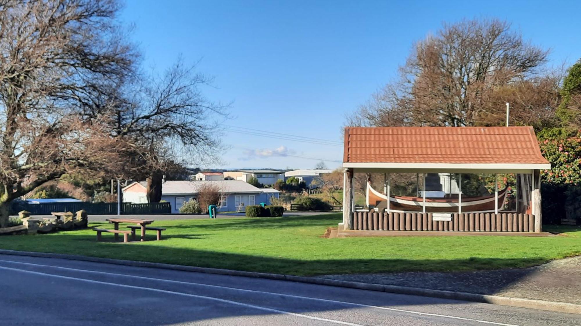 The Old Dairy Factory Bed and Breakfast Norsewood Buitenkant foto