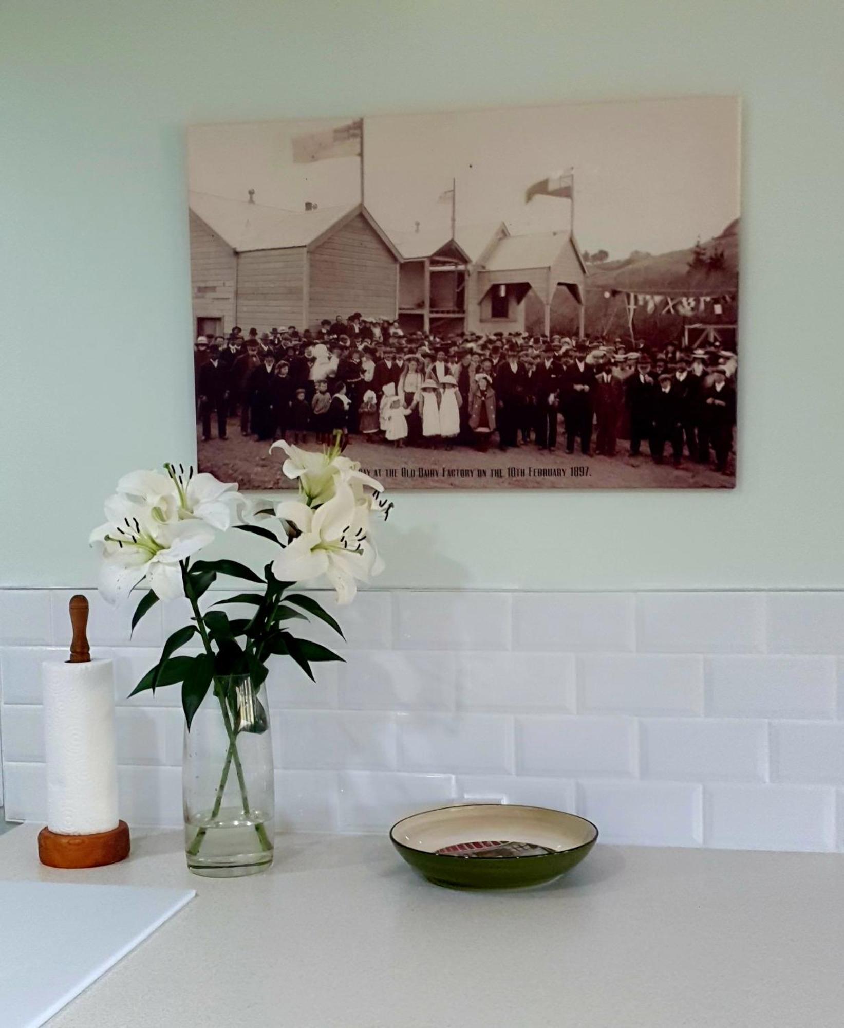 The Old Dairy Factory Bed and Breakfast Norsewood Buitenkant foto